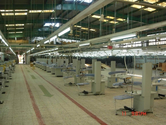 Automatic Industrial Garment Ironing Machine Steam Pressing For Legger vacuum pump